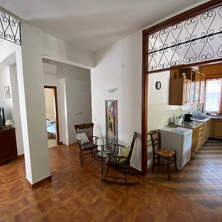 شقة La Terrazza Di Monterosso مونتيروسّو ال ماري المظهر الخارجي الصورة